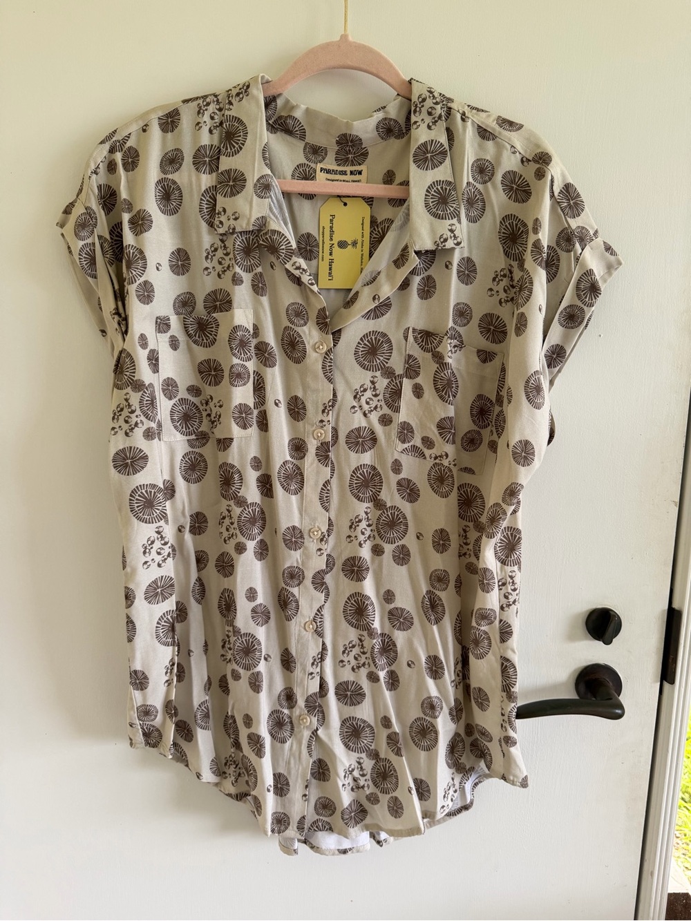 Paradise Now Aloha Tee opihi print button down shirt NEW NWT Hawaii